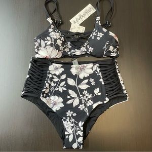 Reversible black white flowered bikini TiniBikini brand size xs